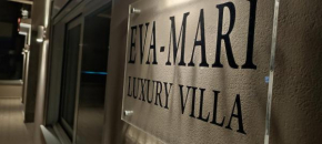 Luxury Villa Eva-Mari with jacuzzi, 50m from the beach